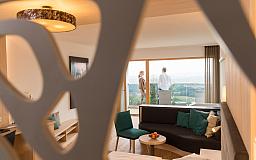 Suite mit Sauna und Whirlpool in Bayern - Thula Wellnesshotel Bayerischer Wald in 94551 Lalling
