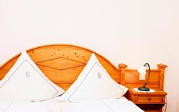 2 Raum Appartement - Bodensee-Resort Storchen - Hotel-Restaurant-SPA Wellness in 88690 Uhldingen - Mühlhofen