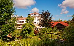Wellnessgarten mit Ayurvedaturm - Wellnesshotel Seeschlößchen - Privat-SPA Naturresort in 01968 Senftenberg