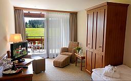 Einzelzimmer mit Balkon - Hotel Grüner Wald in 72250 Freudenstadt-Lauterbad