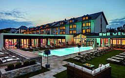Land & Golf Hotel Stromberg Außenpool - LAND GOLF HOTEL STROMBERG in 55442 Stromberg